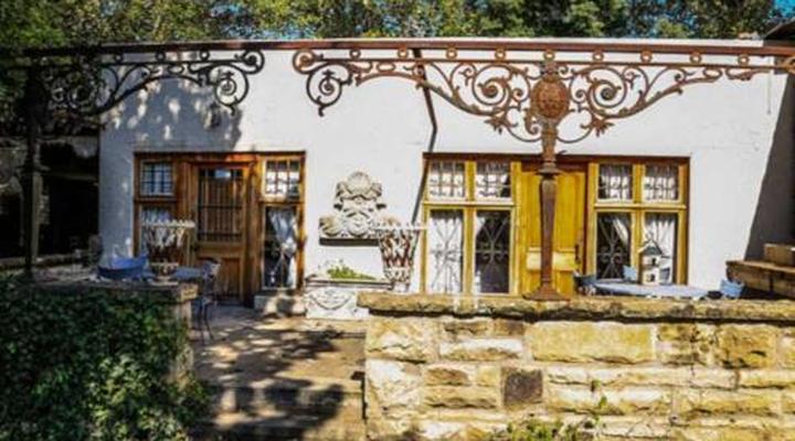 The Green Acorn Guest House