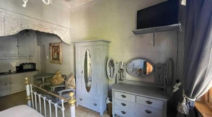 The Green Acorn Guest House