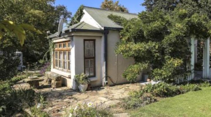 The Green Acorn Guest House