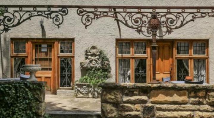 The Green Acorn Guest House