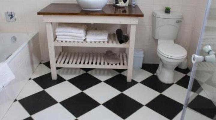 Die Blou Nartjie Guesthouse and Restaurant