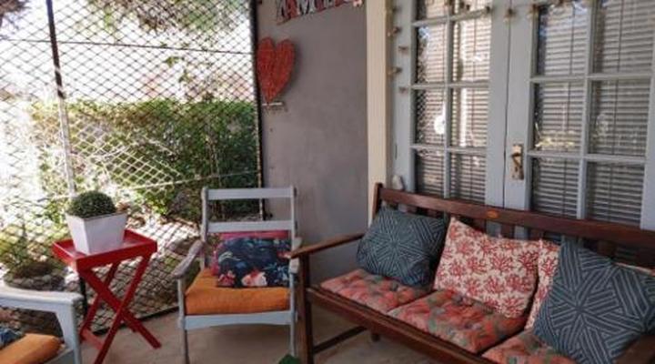 Die Blou Nartjie Guesthouse and Restaurant