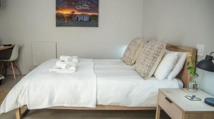 Raw Karoo Guest House