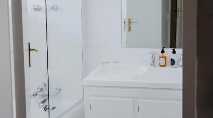 Raw Karoo Guest House