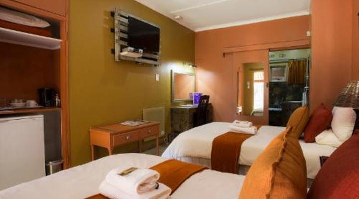 Purple Gecko Guesthouse