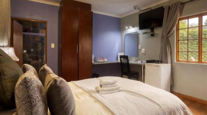 Purple Gecko Guesthouse