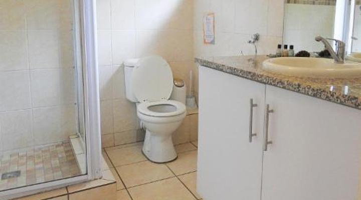 Bizafrika Guest Lodge and Conference Centre