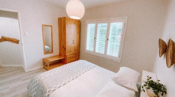 Pebbles Beach Cottage