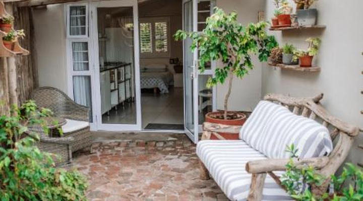 Pebbles Beach Cottage