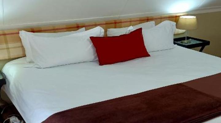 The Clarens Country House