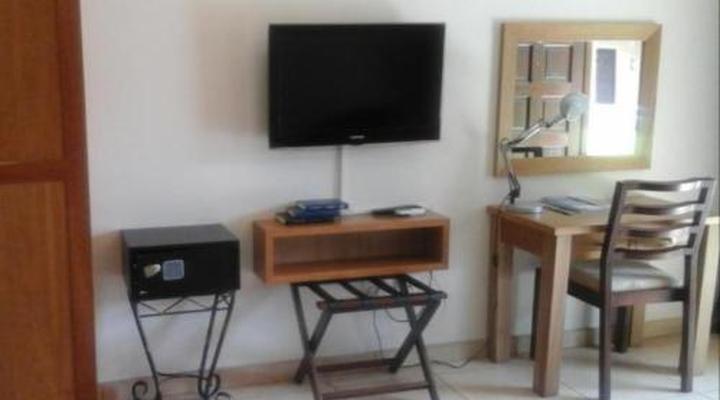 Hoyohoyo Chartwell Lodge