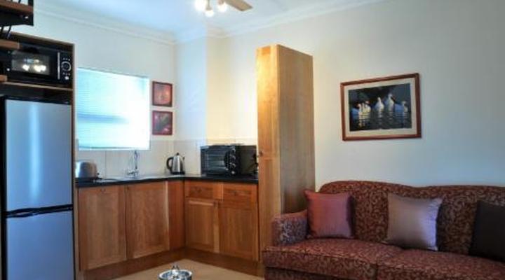 Hoyohoyo Chartwell Lodge