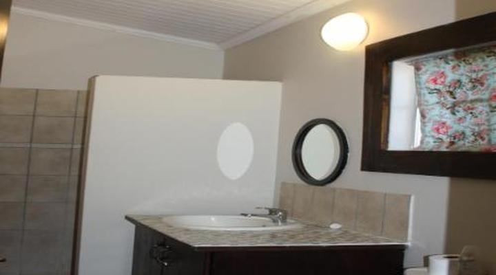 Out of Nature Country Lodge