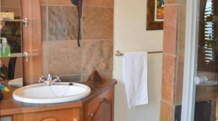 Serenity Green Guesthouse