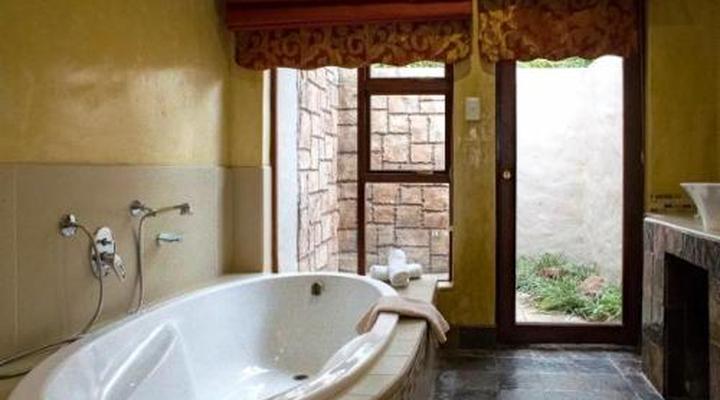 Eagles Nest Estate Guest House