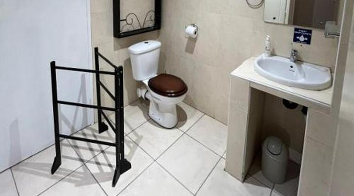 Dormio Manor Guest Lodge