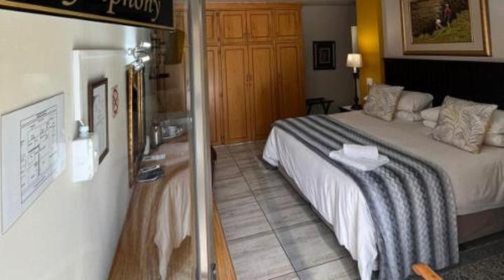 Dormio Manor Guest Lodge