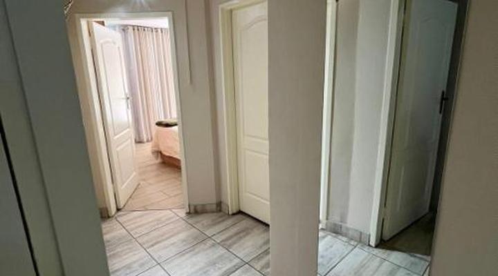 Dormio Manor Guest Lodge