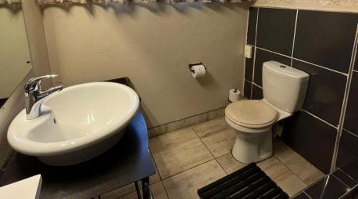 Dormio Manor Guest Lodge