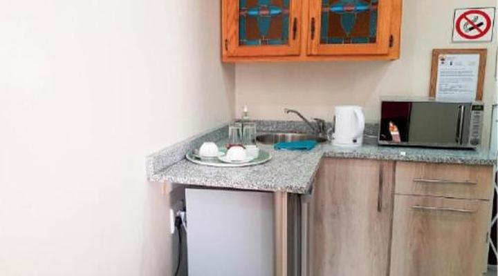 Dormio Manor Guest Lodge