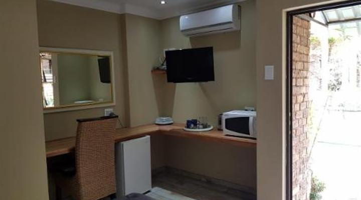 Dormio Manor Guest Lodge