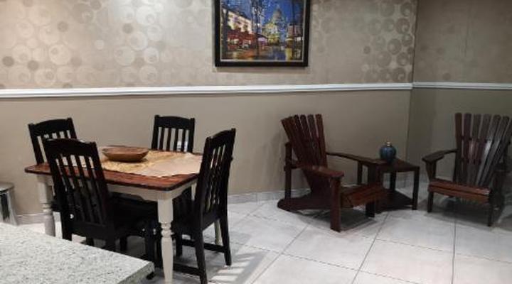 Dormio Manor Guest Lodge