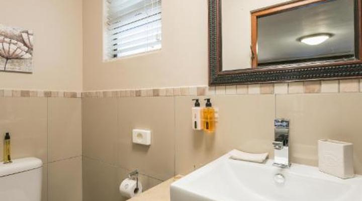 Caledon23 Country House