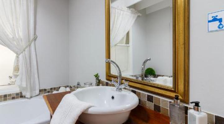 Fiddlewood Fields Guest House