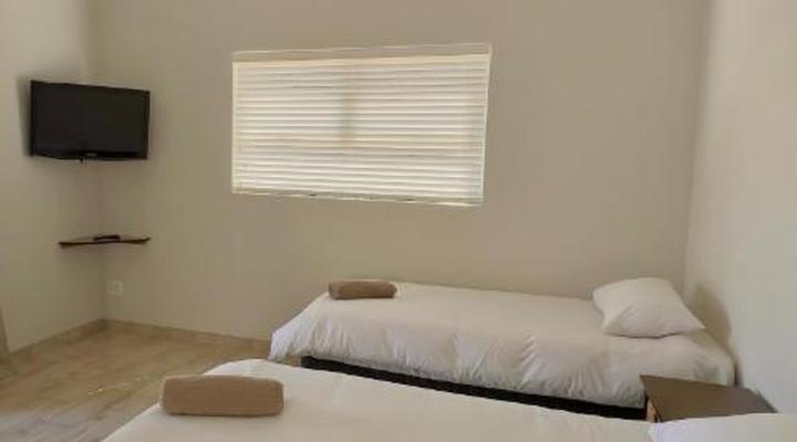 Lagoon Chalets and Caravan Park