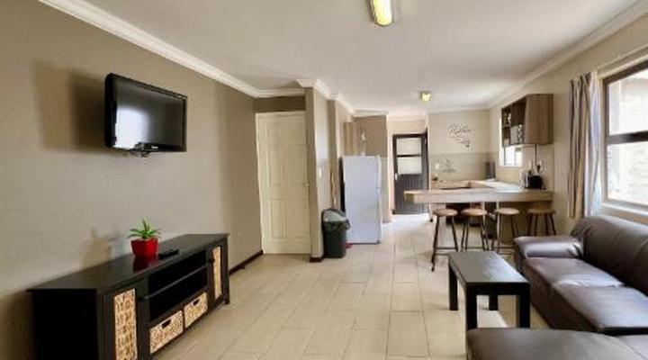 Lagoon Chalets and Caravan Park