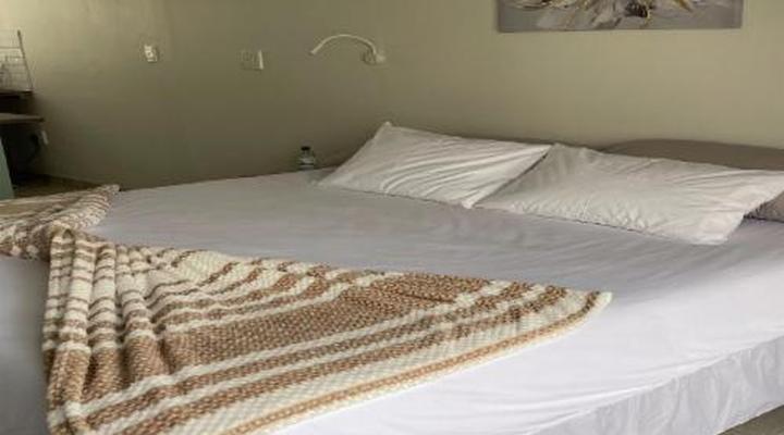 Lagoon Chalets and Caravan Park