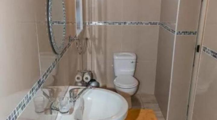 Out Of Africa Town Lodge