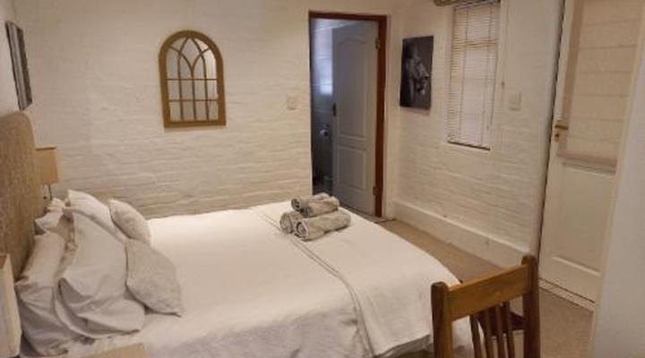 Wine Route 44 Guesthouse