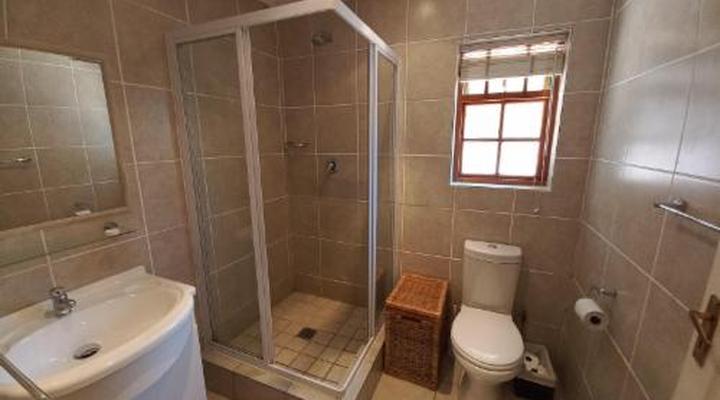 Wine Route 44 Guesthouse