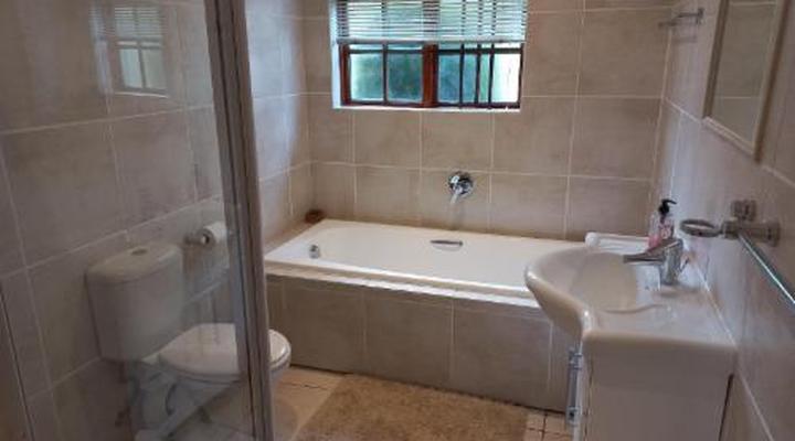 Wine Route 44 Guesthouse