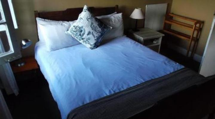 Fairy Knowe Backpackers