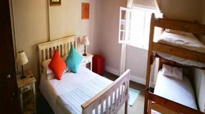 Fairy Knowe Backpackers