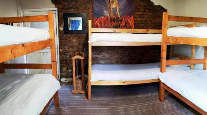 Fairy Knowe Backpackers