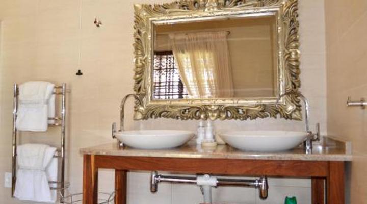 96 on Bree Guesthouse