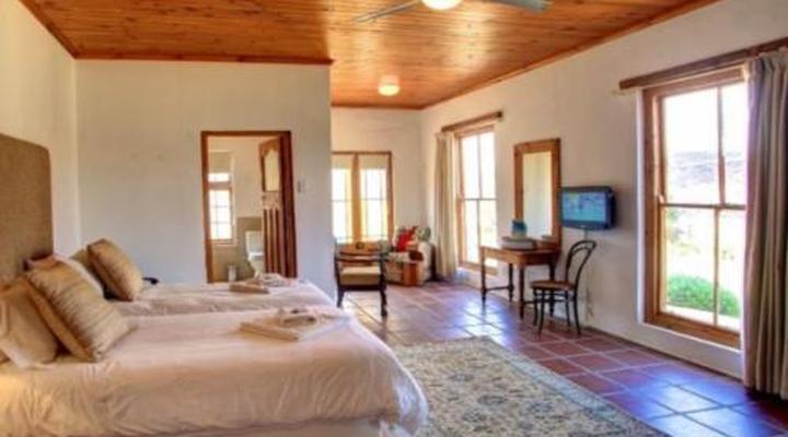 Keurfontein Country House