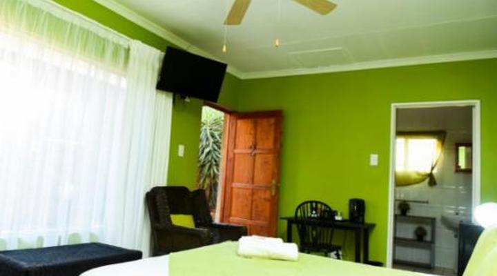 La Frans Guest House