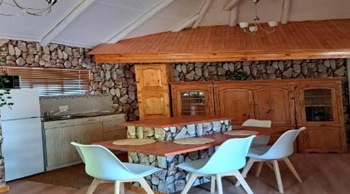 La Frans Guest House