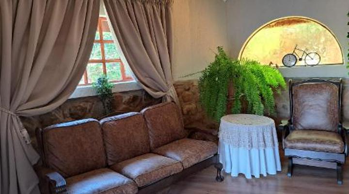 La Frans Guest House