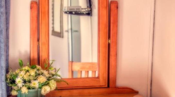 Nauntons Guest House and Thandana Wedding Venue