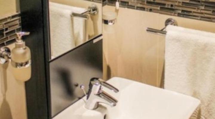 Nauntons Guest House and Thandana Wedding Venue