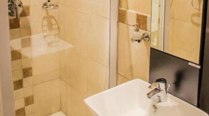 Nauntons Guest House and Thandana Wedding Venue