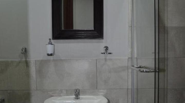 African Sands Guest House - Bloemfontein