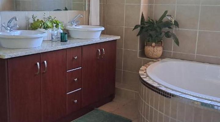 Karoo Sun Guest House