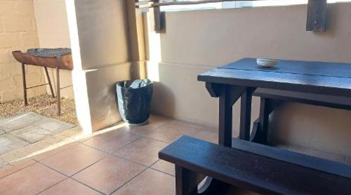 Tourist Lodge Gansbaai