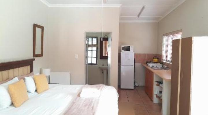 Tourist Lodge Gansbaai